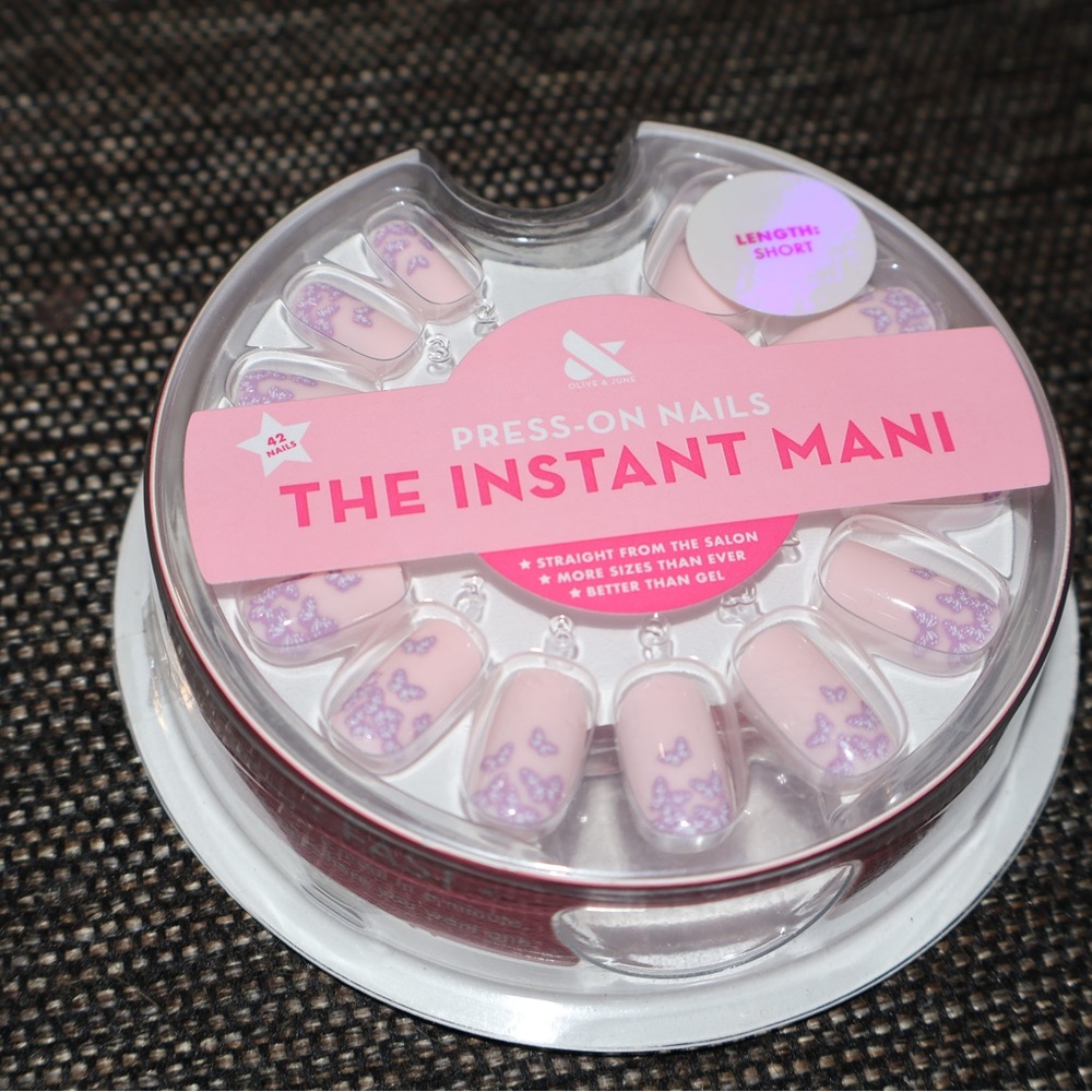 Press-On Nails with Purple Floral Design
